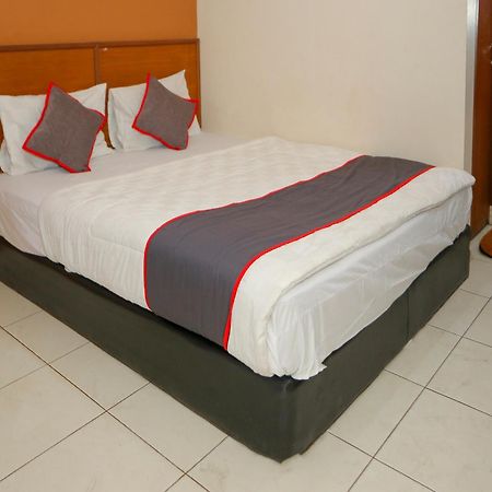 Hotel O Puncak Bogor Near Taman Safari Exteriör bild