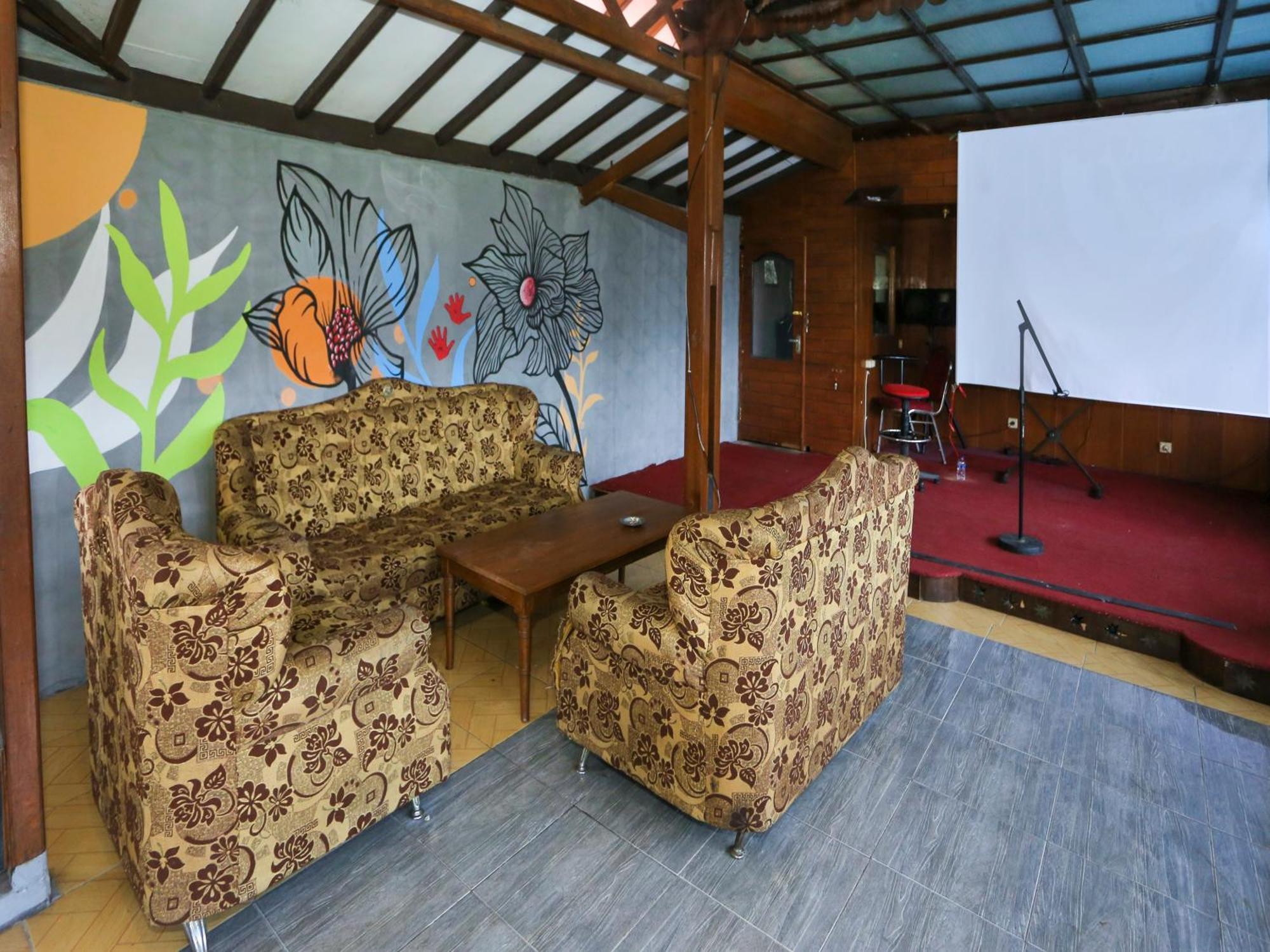 Hotel O Puncak Bogor Near Taman Safari Exteriör bild