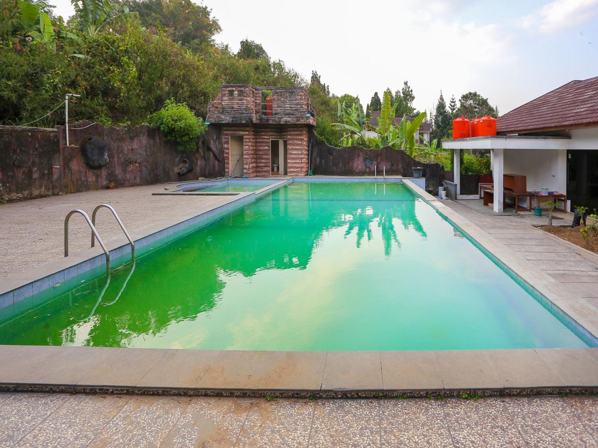 Hotel O Puncak Bogor Near Taman Safari Exteriör bild